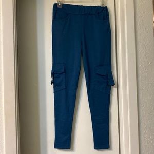 New never worn Blue leggings